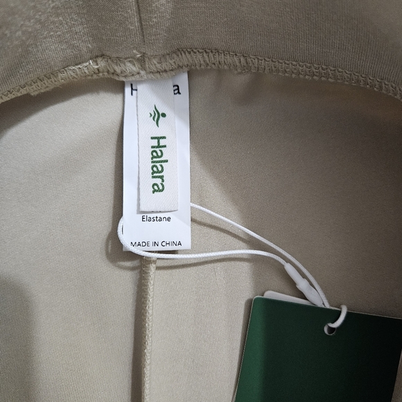 New Halara Beige Pull-On Ankle Pants Elastic Waist Tapered Career Medium Casual - Picture 5 of 12